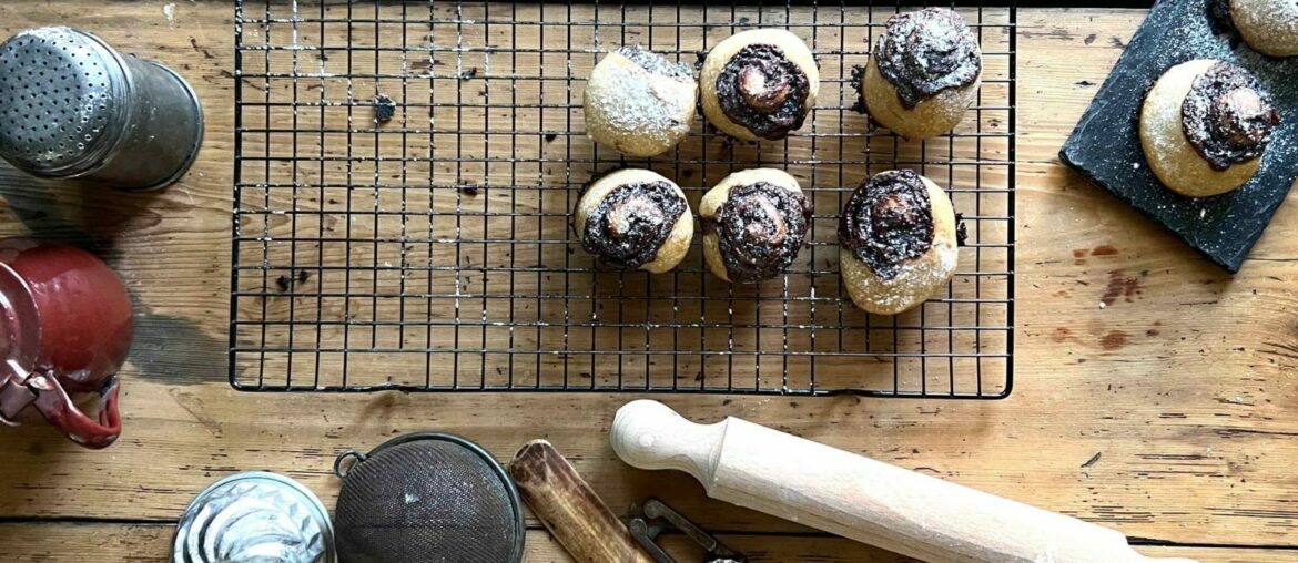 girelle alla nocciola , crema di nocciole , pasta del pane , amanda deni rossotibet , sale e pepe